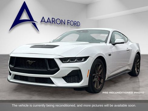 Used 2024 Ford Mustang GT Premium RWD image 2