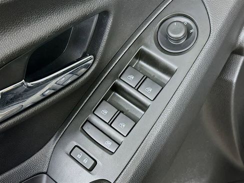 Used 2021 Chevrolet Trax LT w/ Driver Confidence Package image 28