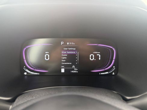 Used 2023 Kia Soul LX w/ LX Technology Package FWD image 15