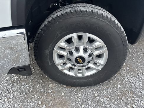 New 2026 Chevrolet Silverado 2500 W/T w/ WT Convenience Package image 13