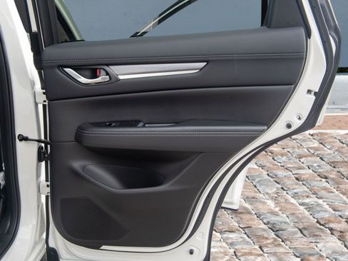 New 2025 MAZDA CX-5 AWD 2.5 S w/ Premium Plus Pkg image 15