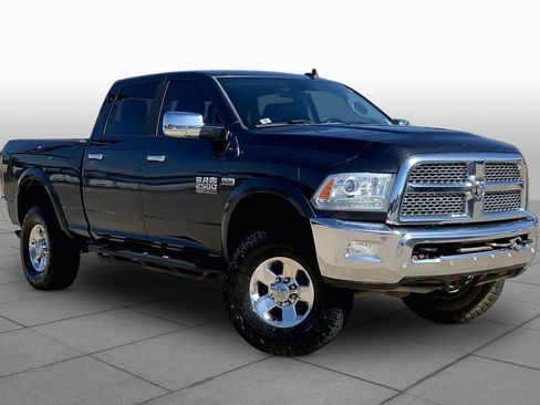 Used 2016 RAM 2500 Power Wagon Laramie AWD/4WD image 2