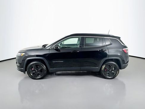 Used 2022 Jeep Compass Latitude w/ Sun and Sound Group image 11
