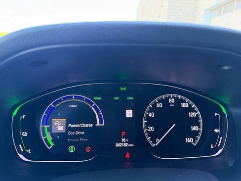 Used 2018 Honda Accord Hybrid image 10
