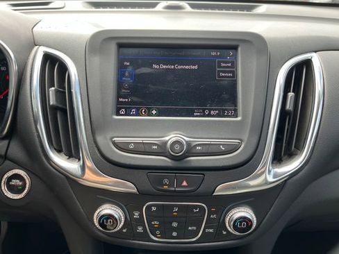 Used 2022 Chevrolet Equinox LT image 8