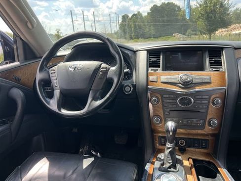 Used 2011 INFINITI QX56 4WD w/ Theater Pkg image 14