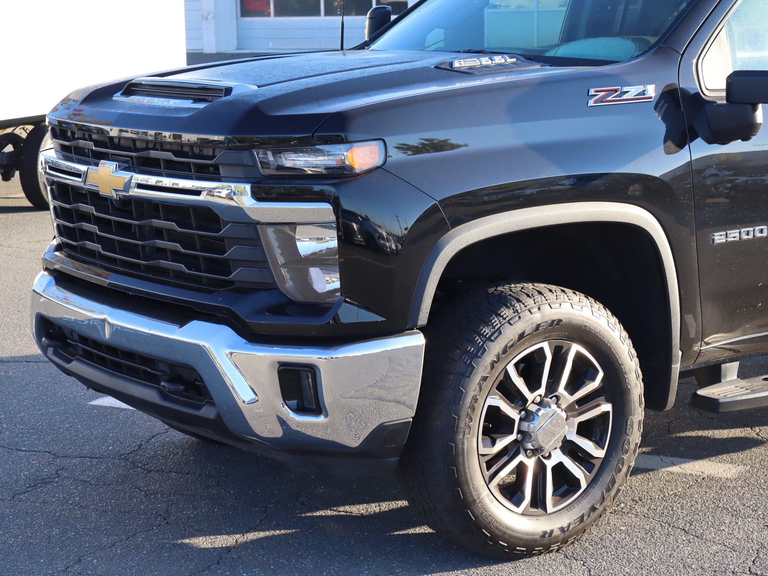 Used 2024 Chevrolet Silverado 2500 LT w/ All Star Edition AWD/4WD image 6