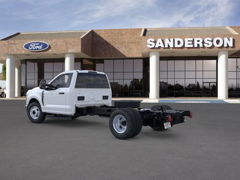 New 2025 Ford F350 XL w/ XL Chrome Package image 5