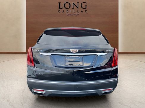 Used 2022 Cadillac XT5 Premium Luxury image 4