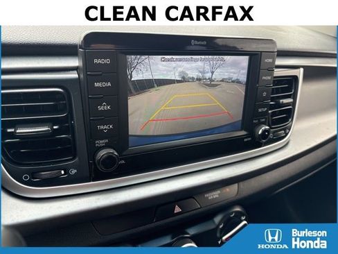 Used 2020 Kia Rio S image 11