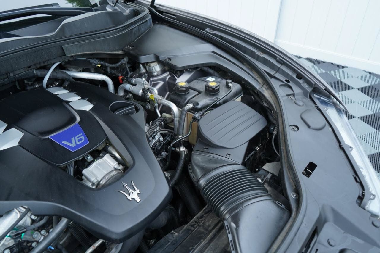 Used 2018 Maserati Levante S GranSport AWD/4WD image 80