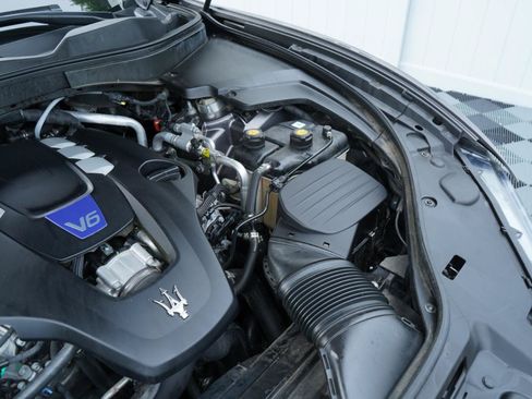 Used 2018 Maserati Levante S GranSport AWD/4WD image 80