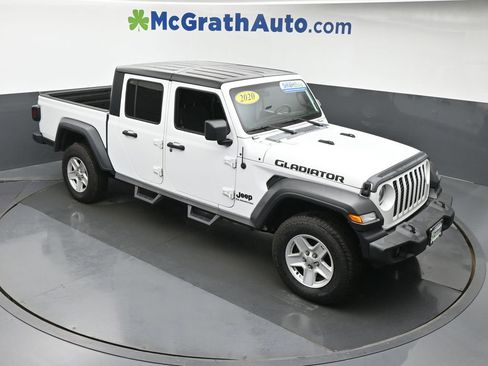 Used 2020 Jeep Gladiator Sport w/ Quick Order Package 24S image 3