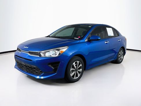 Used 2023 Kia Rio S w/ Technology Package FWD image 4