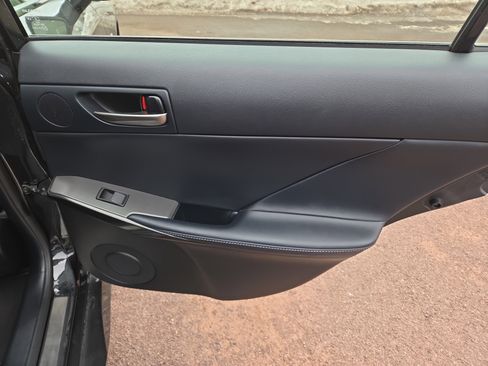 Certified 2025 Lexus IS 350 F Sport image 19