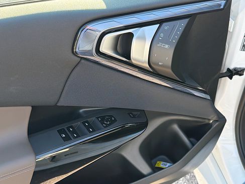 New 2026 BMW X3 xDrive30 w/ M Sport Package image 23