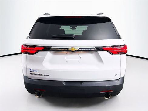 Used 2023 Chevrolet Traverse LT image 6