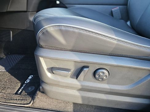 New 2025 INFINITI QX80 Luxe image 29