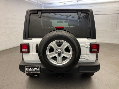 Certified 2023 Jeep Wrangler Sport AWD/4WD image 8