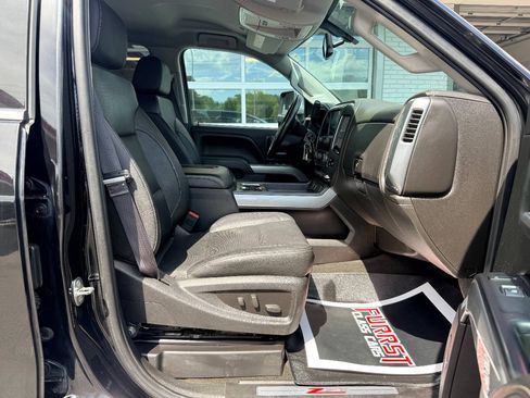 Used 2016 Chevrolet Silverado 2500 LTZ w/ Duramax Plus Package AWD/4WD image 38