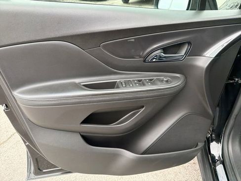 Used 2020 Buick Encore Preferred FWD image 16