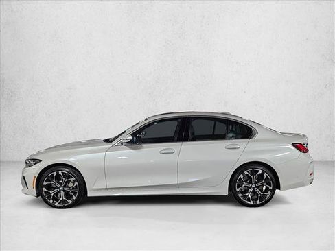 Certified 2025 BMW 330i Sedan w/ M Sport Package image 9