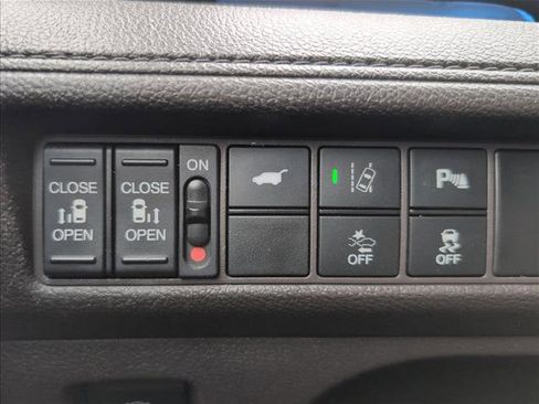 Used 2019 Honda Odyssey Elite image 13
