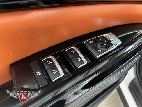 Used 2024 Kia Carnival SX image 20