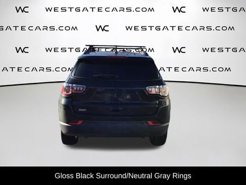 Used 2024 Jeep Compass Latitude w/ Convenience Group image 8