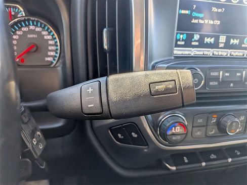 Used 2018 Chevrolet Silverado 1500 LT w/ All Star Edition image 27