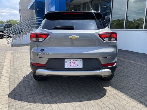 Used 2025 Chevrolet TrailBlazer LT w/ LT Cold Weather Package FWD image 4