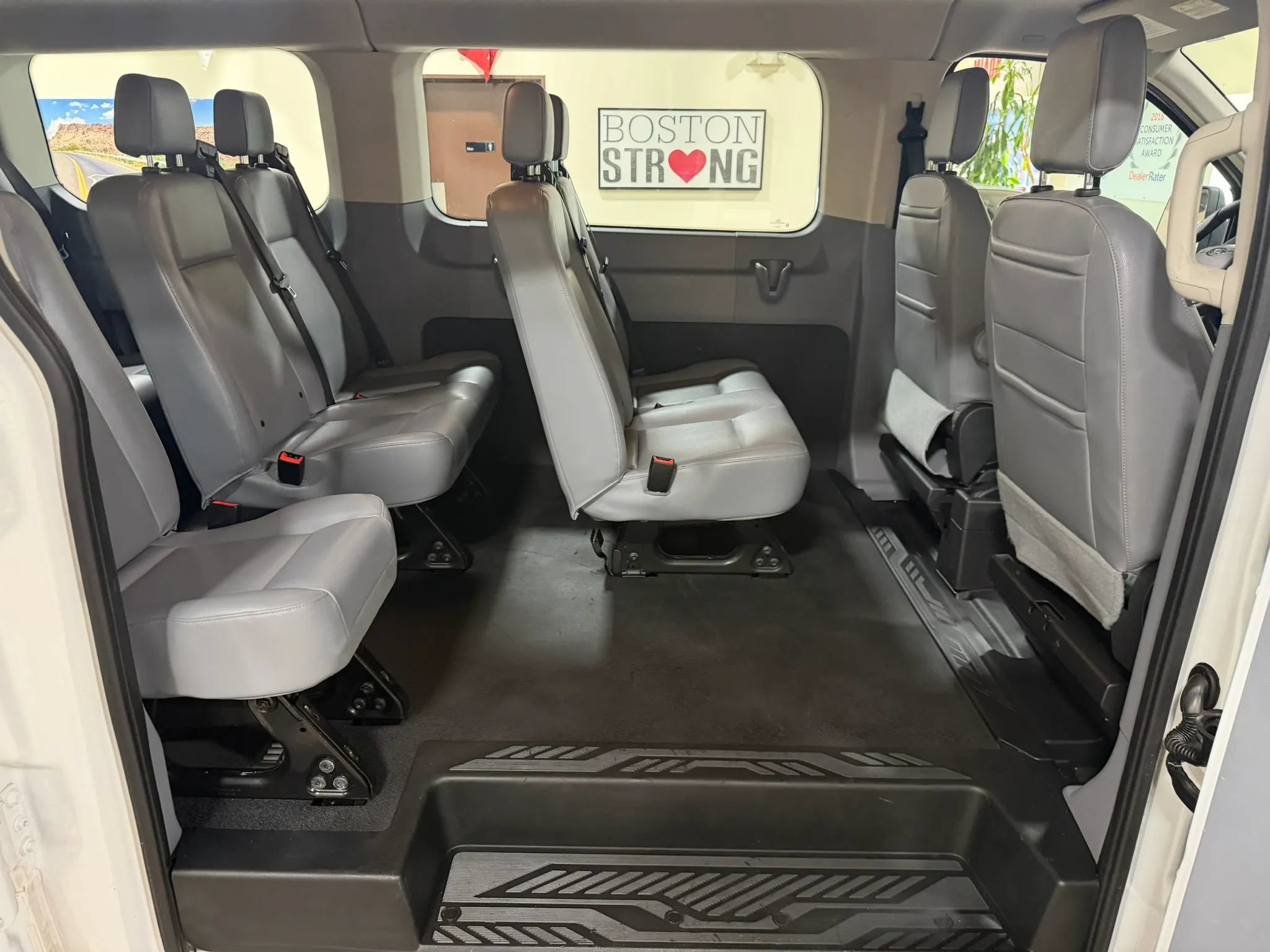 Used 2018 Ford Transit 150 XL RWD image 27
