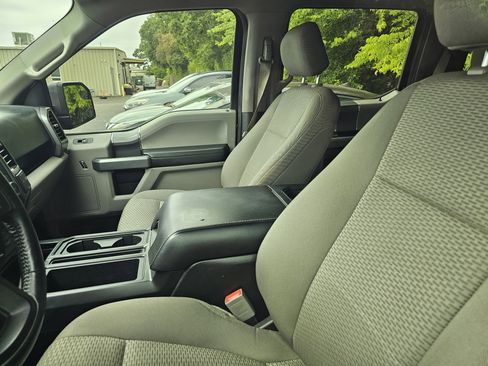 Used 2020 Ford F150 XLT w/ Equipment Group 302A Luxury AWD/4WD image 10