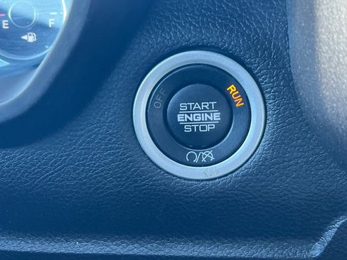 Used 2022 RAM 2500 Tradesman image 23