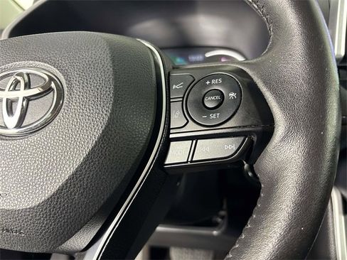 Used 2023 Toyota RAV4 XLE image 18