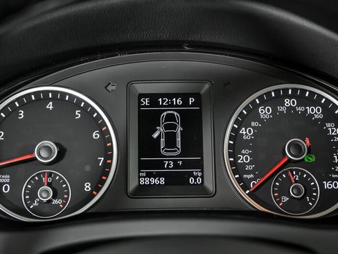 Used 2017 Volkswagen Tiguan Wolfsburg Edition image 23