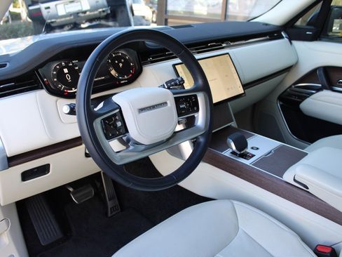 Certified 2024 Land Rover Range Rover Long Wheelbase SE image 5