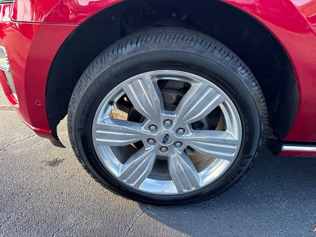 Used 2022 Ford Expedition Max Platinum AWD/4WD image 10