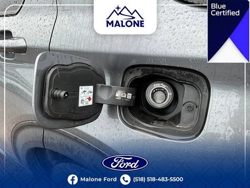 Used 2025 Ford Explorer Active AWD/4WD image 16