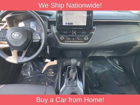 Used 2025 Toyota Corolla LE FWD image 11