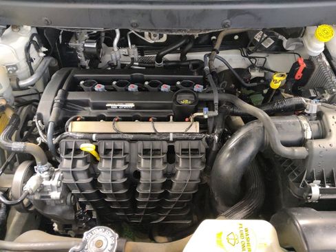 Used 2020 Dodge Journey SE w/ SE Popular Equipment Group image 30