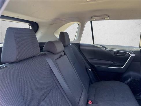 Used 2020 Toyota RAV4 LE w/ All Weather Liner Package AWD/4WD image 17