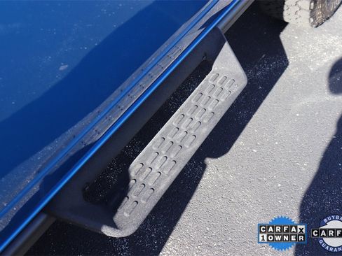 Used 2024 Ford Bronco Black Diamond image 7