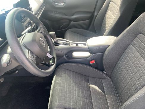 Certified 2025 Honda HR-V LX image 11