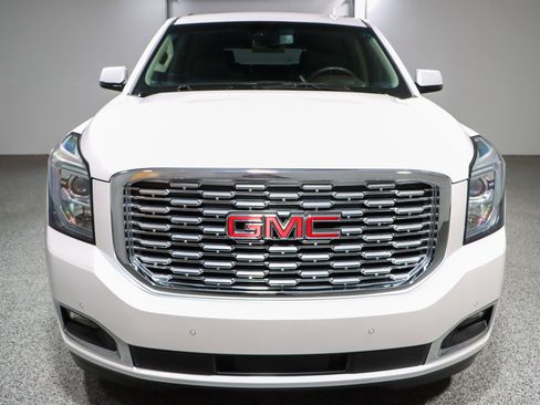 Used 2018 GMC Yukon Denali w/ Denali Ultimate Package image 4