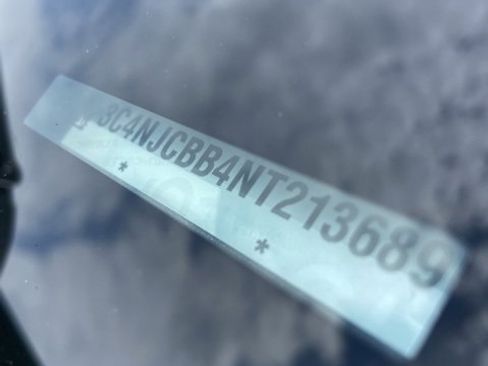 Used 2022 Jeep Compass Altitude w/ Sun and Sound Group image 5