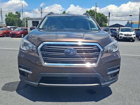 Used 2019 Subaru Ascent Premium w/ Popular Package #1 AWD/4WD image 2