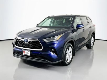 Certified 2021 Toyota Highlander LE