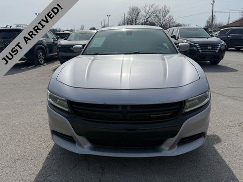 Used 2018 Dodge Charger R/T image 2