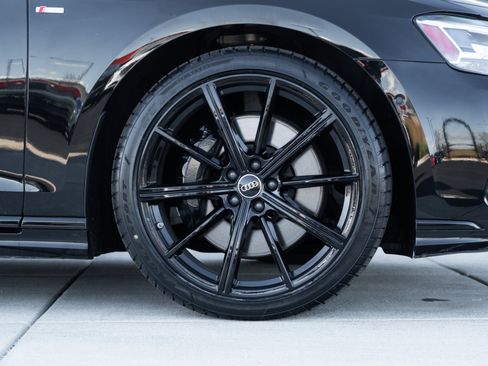 Certified 2022 Audi A8 L 3.0T w/ Executive Package image 37